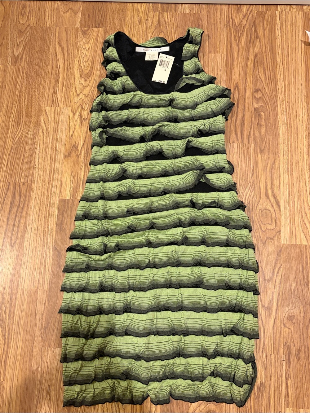 Max Studio Green and Black Ruffled Sleeveless Dress